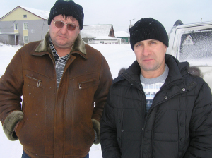 Мы - из "Енисея": А. С. Жариков, Е. А. Морозов (слева направо), победители районного соревнования