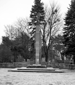 Фрагмент Мемориала вг. Остраленка (Польша)